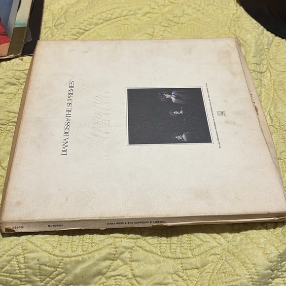 Record | Diana Ross & The Supremes Box Set With Original Color Picture Book - Picture 8 of 10